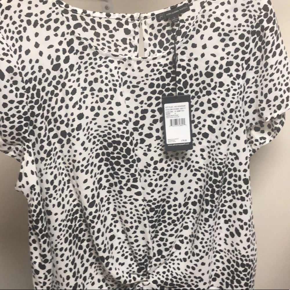 Front knot short sleeve blouse